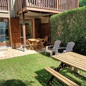  Appartement T2 Centre Avec Jardinet France
